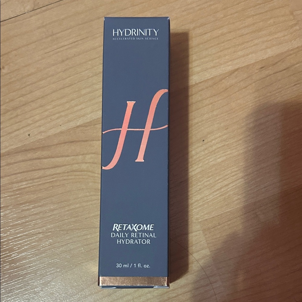Hydrinity Retaxome Daily Retinal Hydrator - Blue and Pink